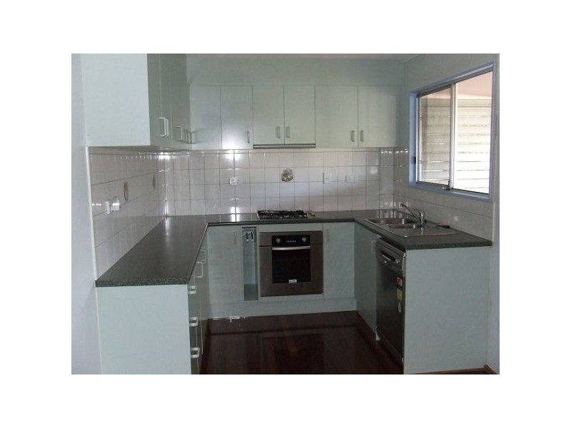 16 Malbon Road, Kirwan QLD 4817