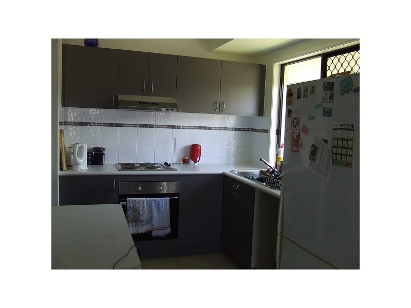 Bushland Beach QLD 4818