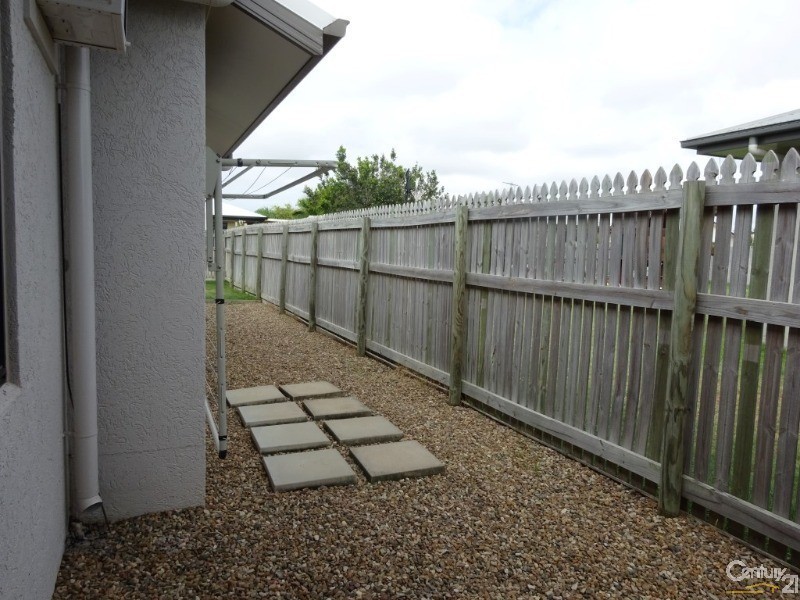 4 Romboli Court, Burdell QLD 4818