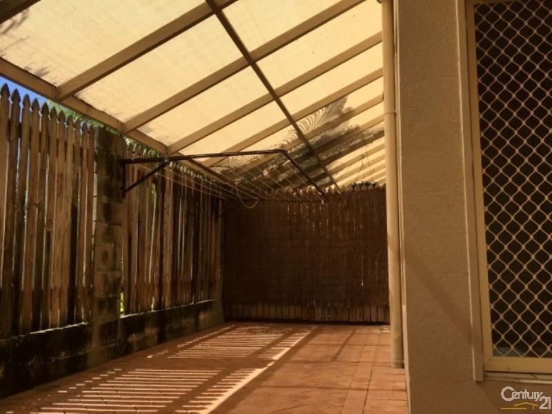 8/4-6 Cheyne Street, Pimlico QLD 4812