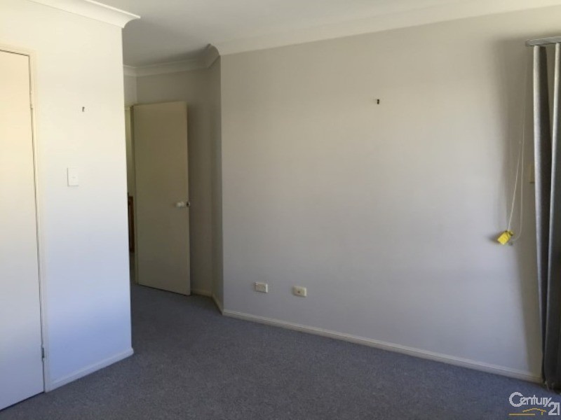 8/4-6 Cheyne Street, Pimlico QLD 4812