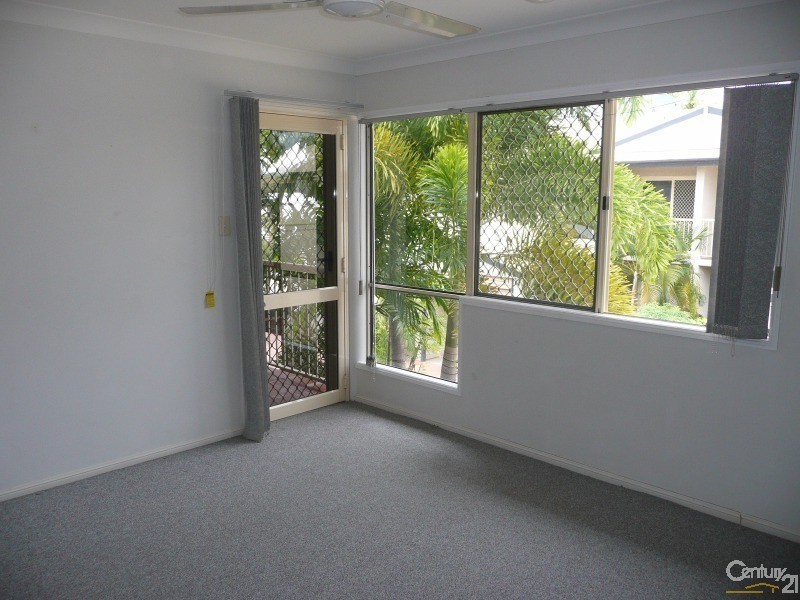 8/4-6 Cheyne Street, Pimlico QLD 4812