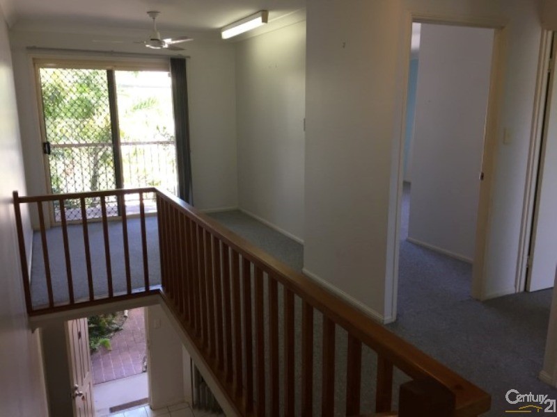 8/4-6 Cheyne Street, Pimlico QLD 4812