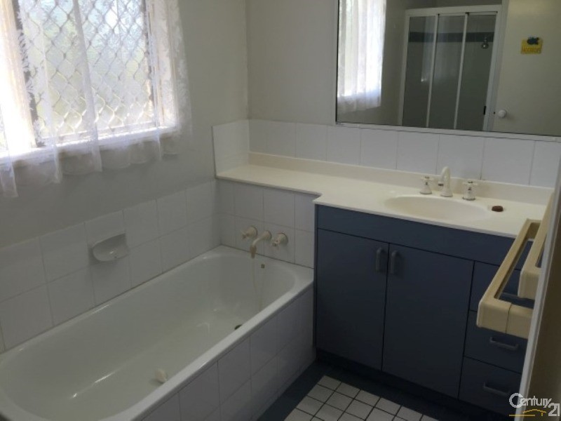 8/4-6 Cheyne Street, Pimlico QLD 4812