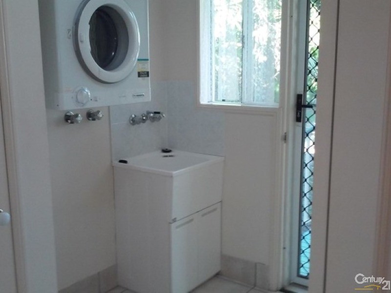 37 The Esplanade, Toolakea QLD 4818