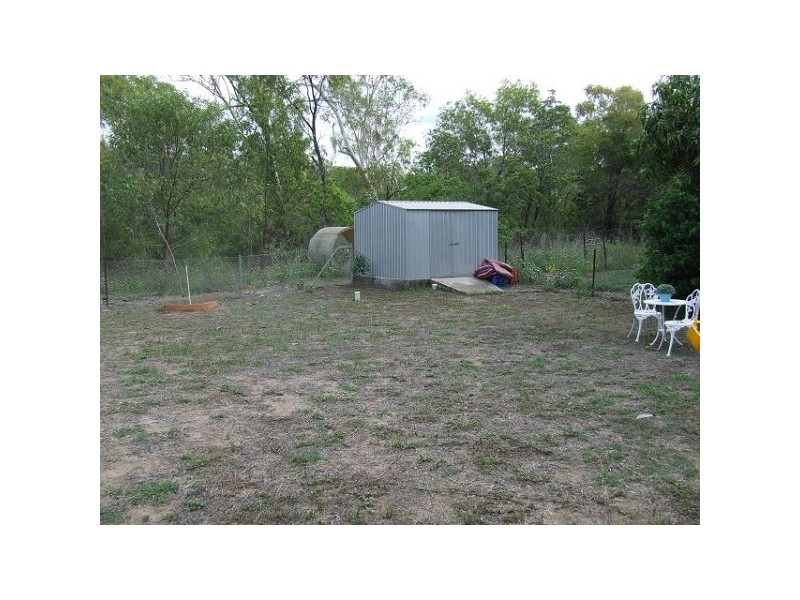 37 The Esplanade, Toolakea QLD 4818