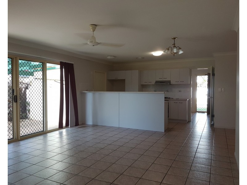 16 Bohemia Drive, Kirwan QLD 4817