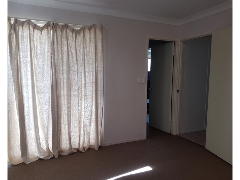 16 Bohemia Drive, Kirwan QLD 4817