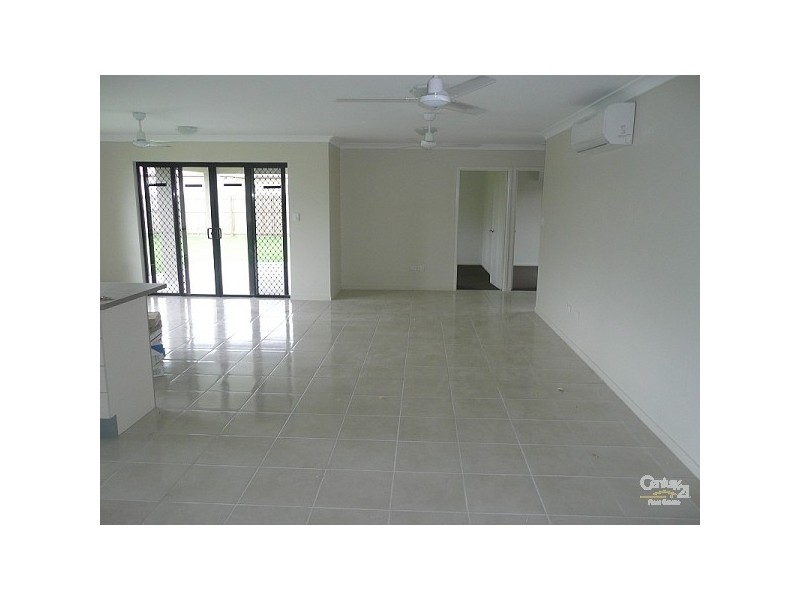 26 Eungella Court, Bushland Beach QLD 4818