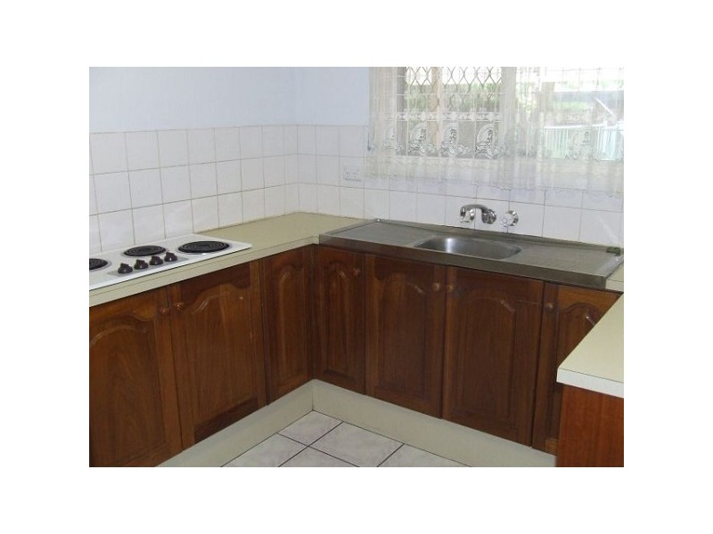 6 Banksia Street, Kirwan QLD 4817