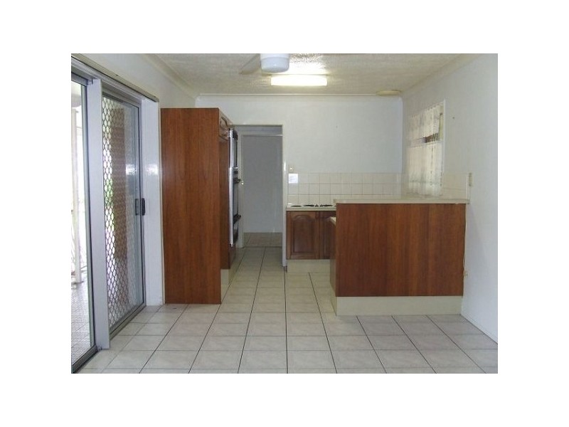 6 Banksia Street, Kirwan QLD 4817