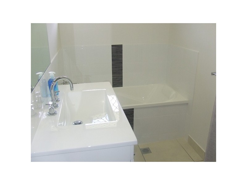 Mount Louisa QLD 4814