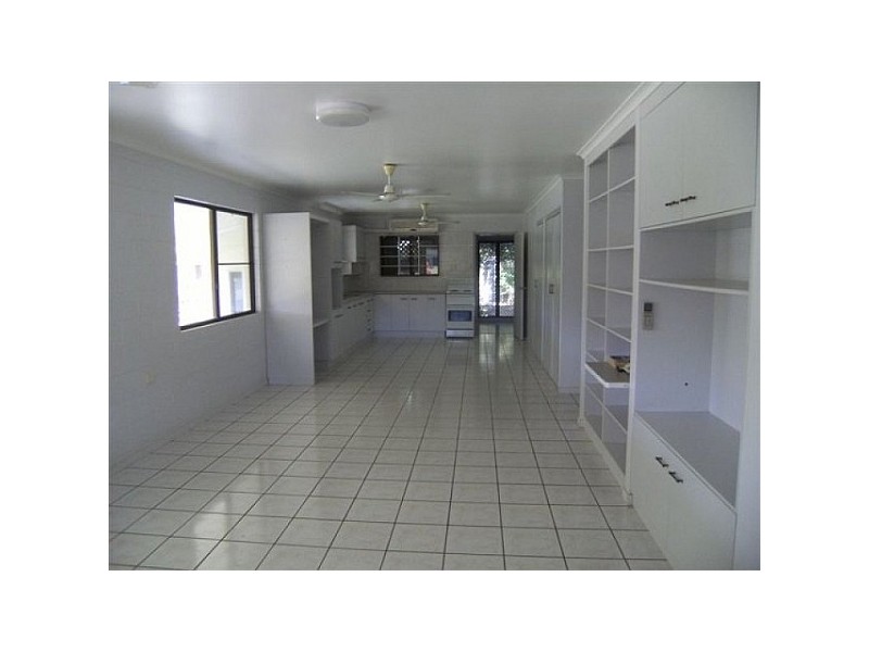 135 John Dory Street, Taylors Beach QLD 4850