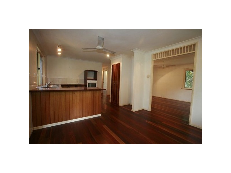 Saunders Beach QLD 4818