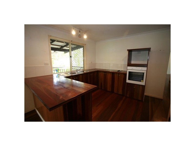 Saunders Beach QLD 4818