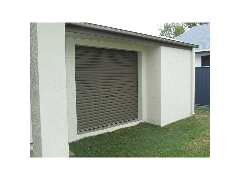 Bushland Beach QLD 4818