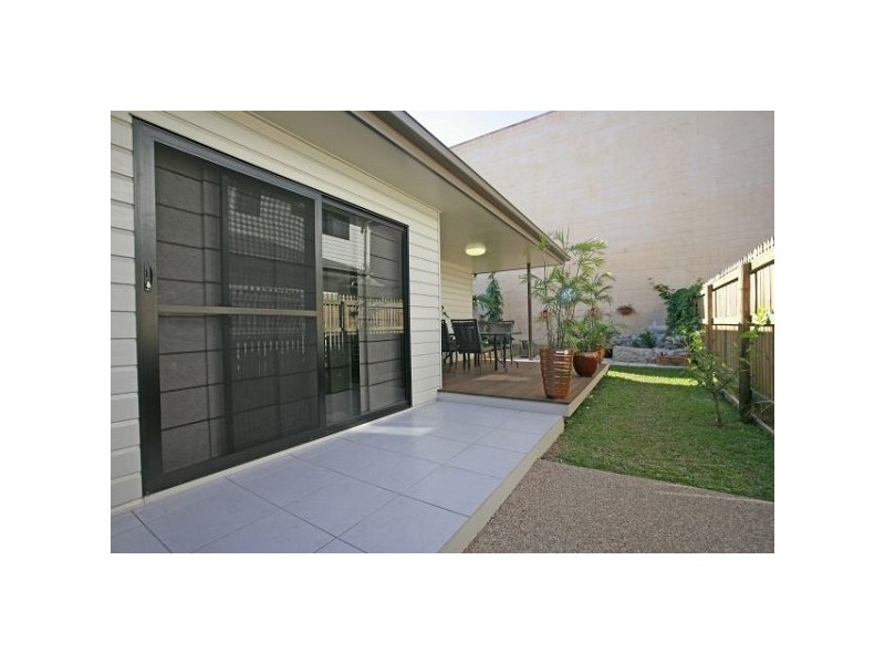 3/97 Livingstone Street, West End QLD 4810