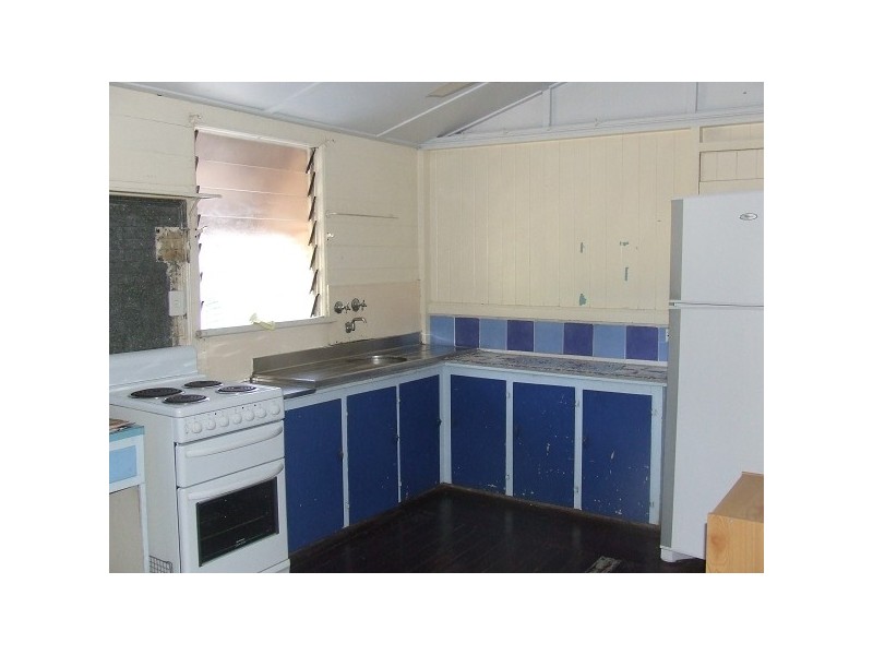 Hermit Park QLD 4812