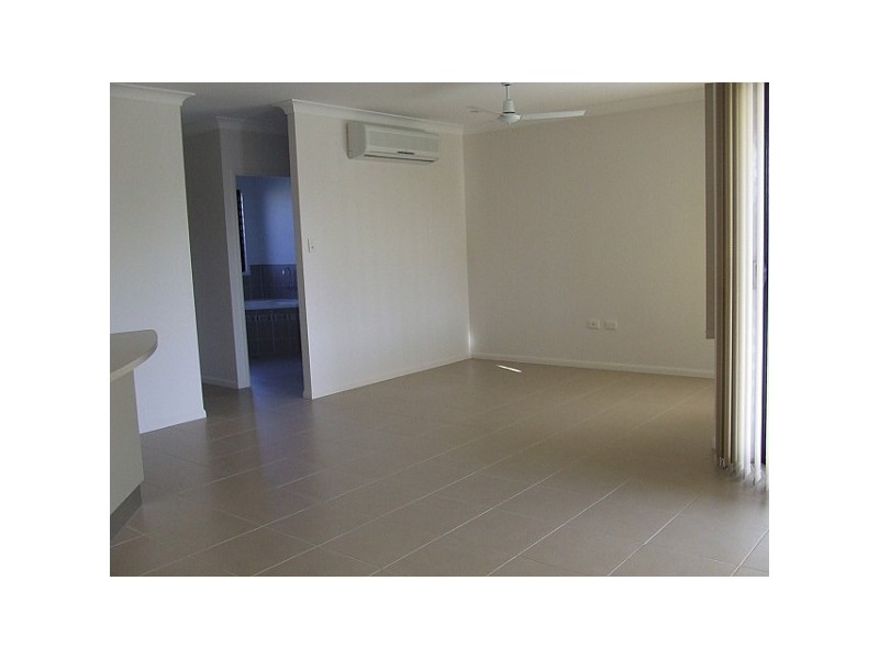 12 Romboli Court, Burdell QLD 4818