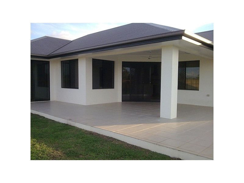 12 Romboli Court, Burdell QLD 4818