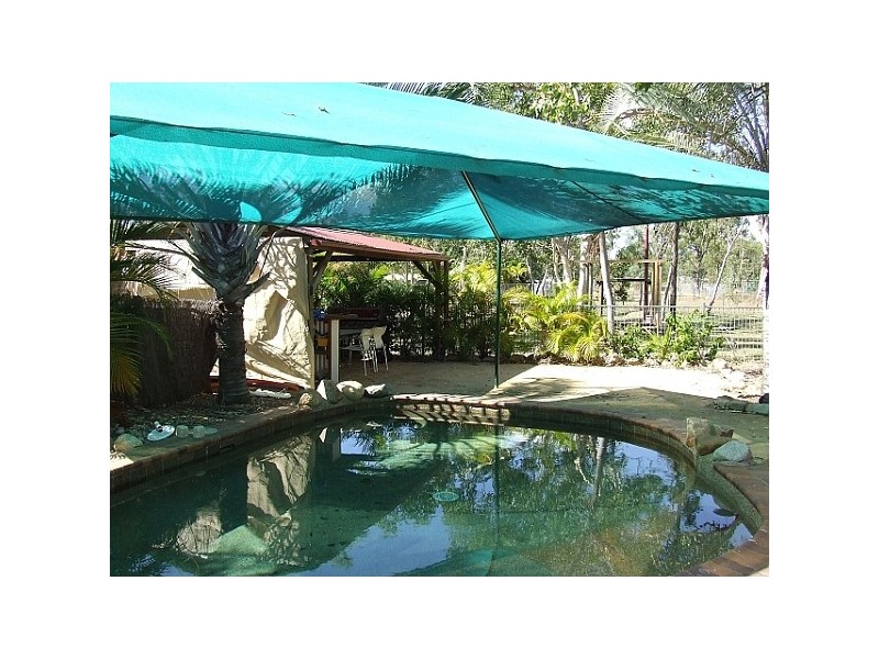 37 Mount Low Parkway, Mount Low QLD 4818