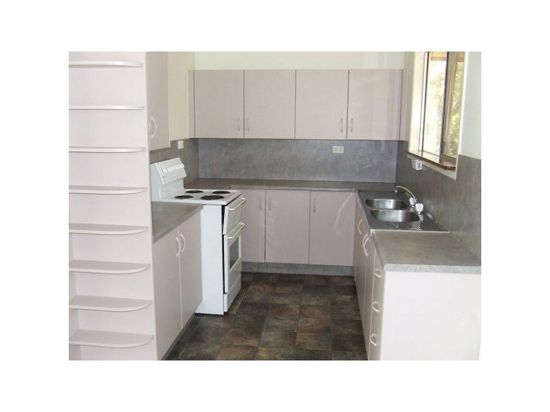 14 Inglong Street, Kelso QLD 4815