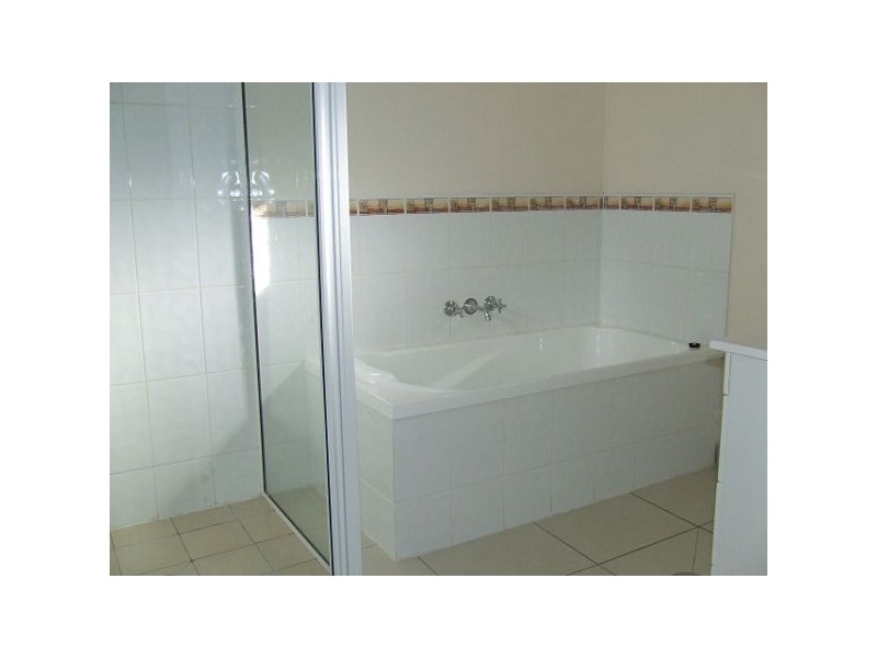 4 Heathcote Court, Deeragun QLD 4818