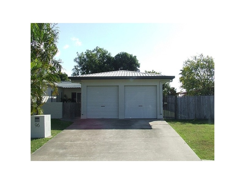 96 Kern Brothers Drive, Kirwan QLD 4817