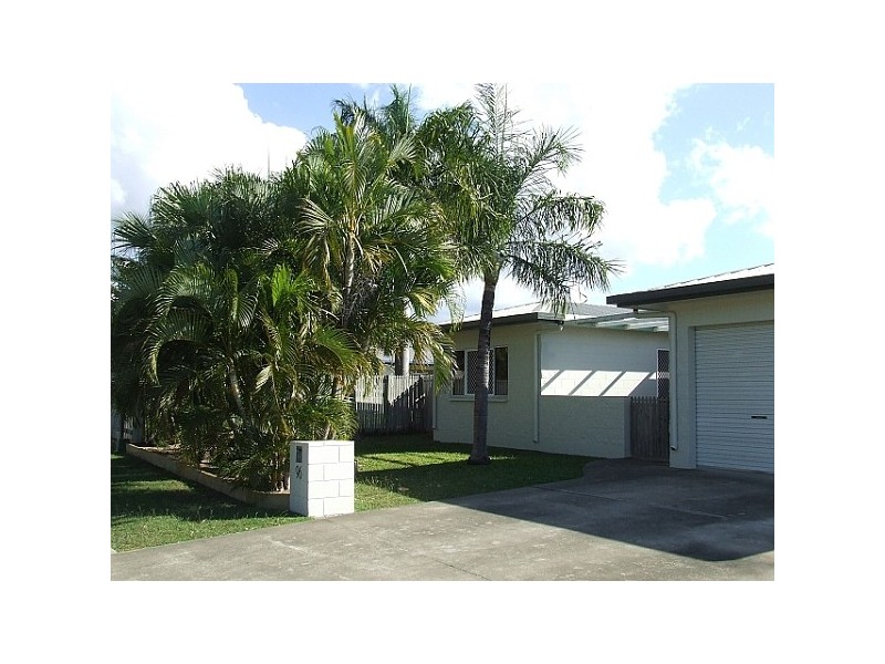 96 Kern Brothers Drive, Kirwan QLD 4817