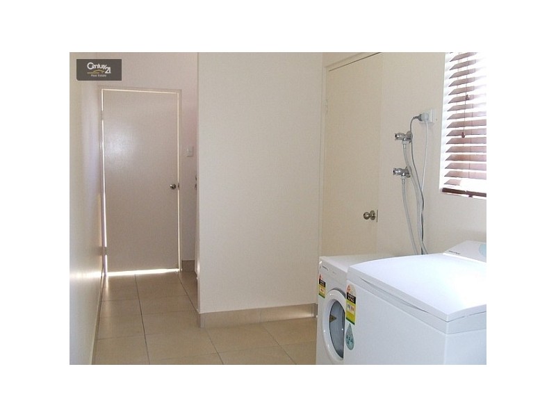 96 Kern Brothers Drive, Kirwan QLD 4817