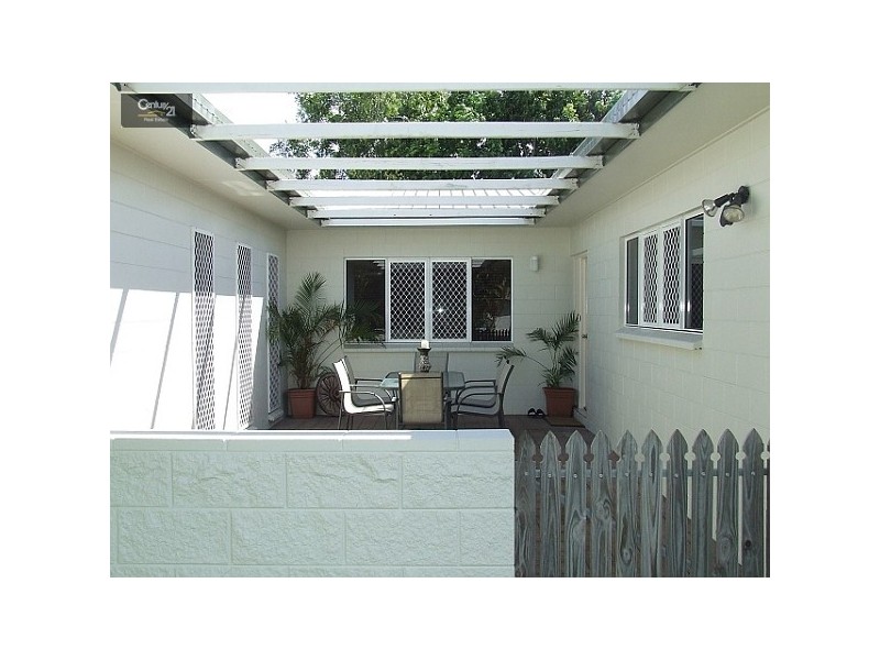 96 Kern Brothers Drive, Kirwan QLD 4817