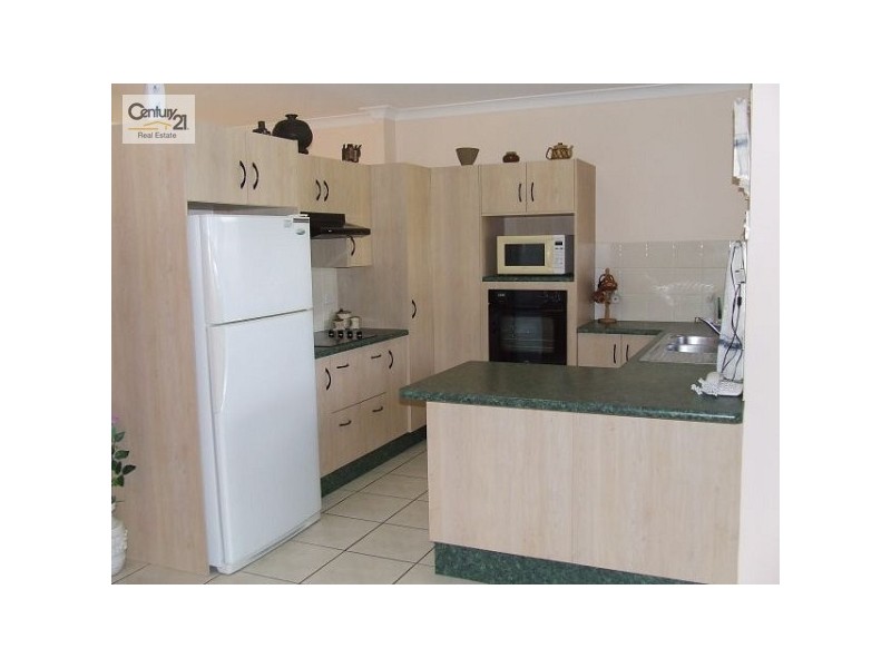 8 Bellingham Crescent, Kirwan QLD 4817