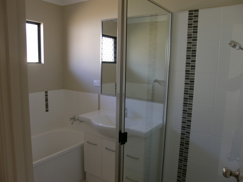 127 Daintree Drive, Bushland Beach QLD 4818