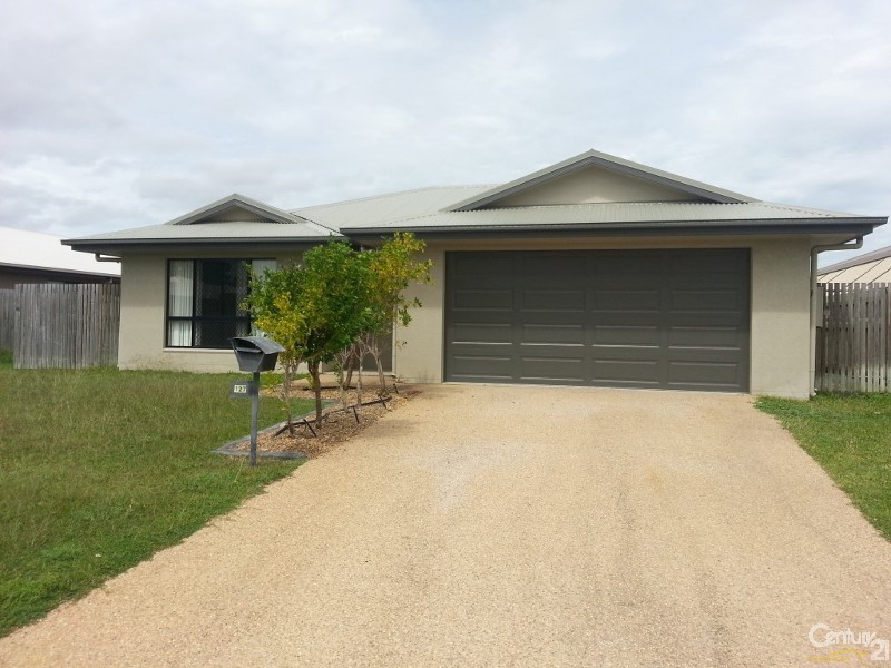 127 Daintree Drive, Bushland Beach QLD 4818