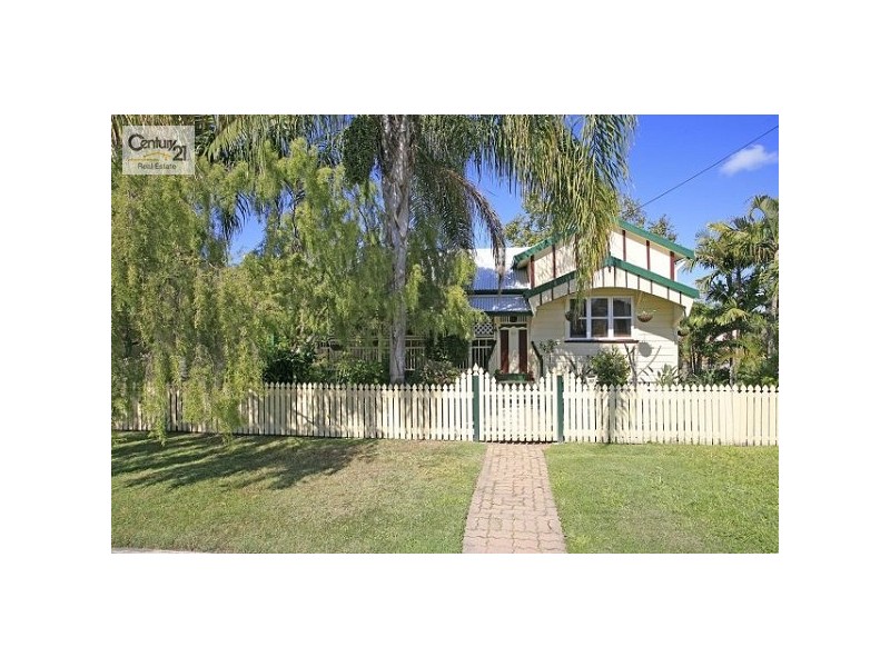 30 Ahearne Street, Hermit Park QLD 4812