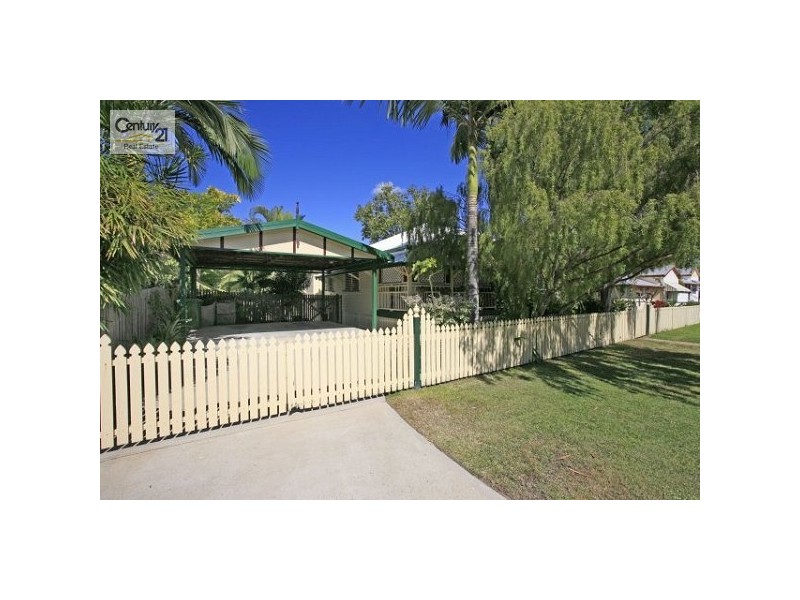 30 Ahearne Street, Hermit Park QLD 4812