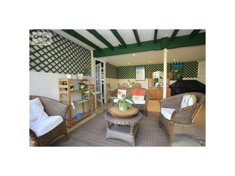 30 Ahearne Street, Hermit Park QLD 4812