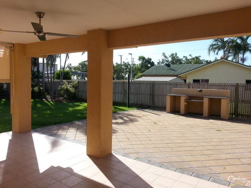 Mount Louisa QLD 4814