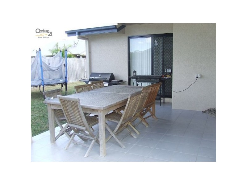 2 Romboli Court, Burdell QLD 4818