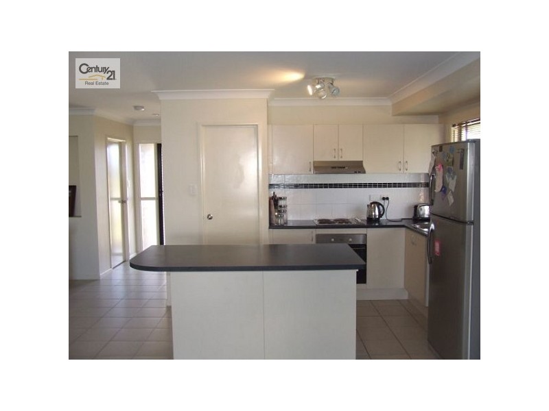 2 Romboli Court, Burdell QLD 4818