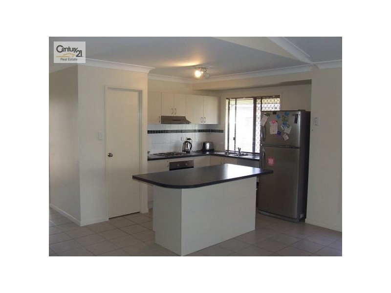 2 Romboli Court, Burdell QLD 4818