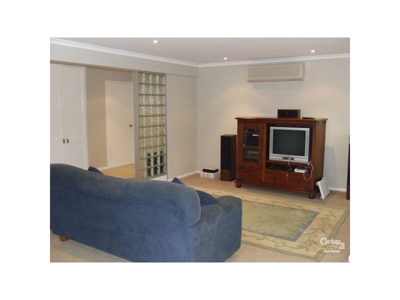 6 Willow Court, Kirwan QLD 4817