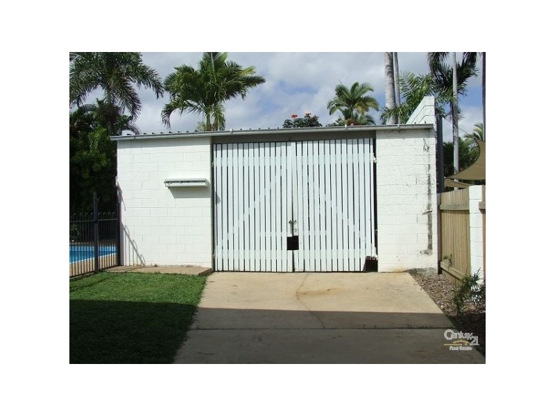 6 Willow Court, Kirwan QLD 4817