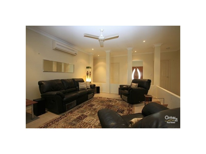 12 Mowbray Court, Mount Low QLD 4818