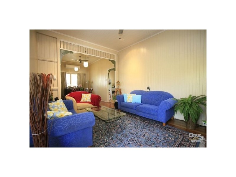 8 Third Street, Railway Estate QLD 4810