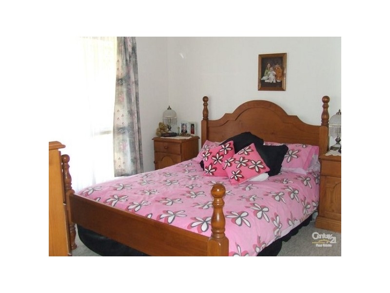 18 Gilmour Crescent, Kirwan QLD 4817