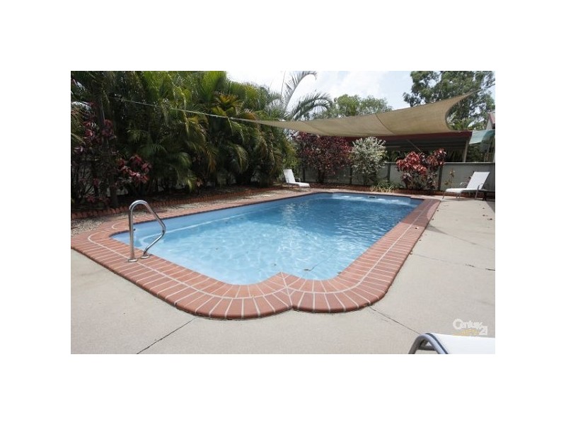 15 Endeavour Road, Bluewater QLD 4818