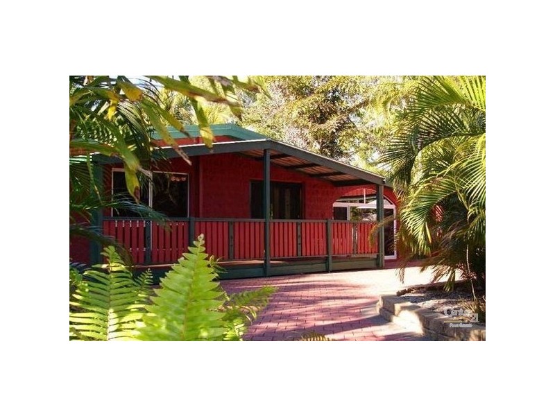 17 Bunya Street, Bushland Beach QLD 4818