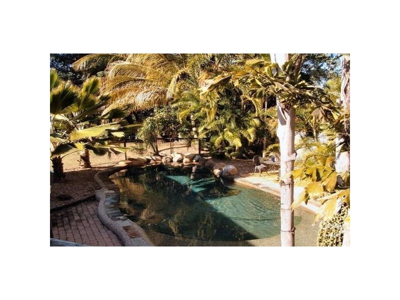 17 Bunya Street, Bushland Beach QLD 4818