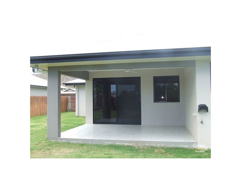 5 Santiago Court, Mount Louisa QLD 4814